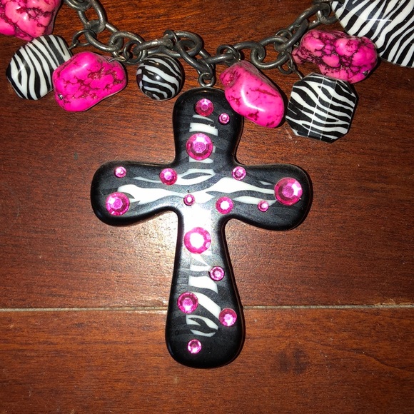 Show necklace - Picture 2 of 3